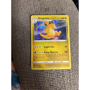 Dragonite Pokémon card
